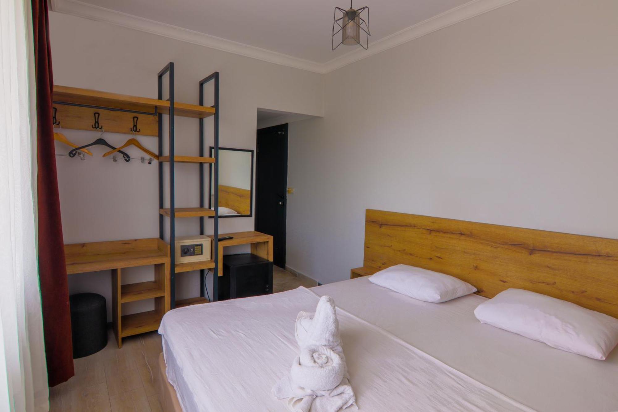New Garden Hotel 시데 외부 사진